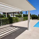 A13 - 1 Bdr Garden Floor Fontonne - Ac, Pool & Parking
