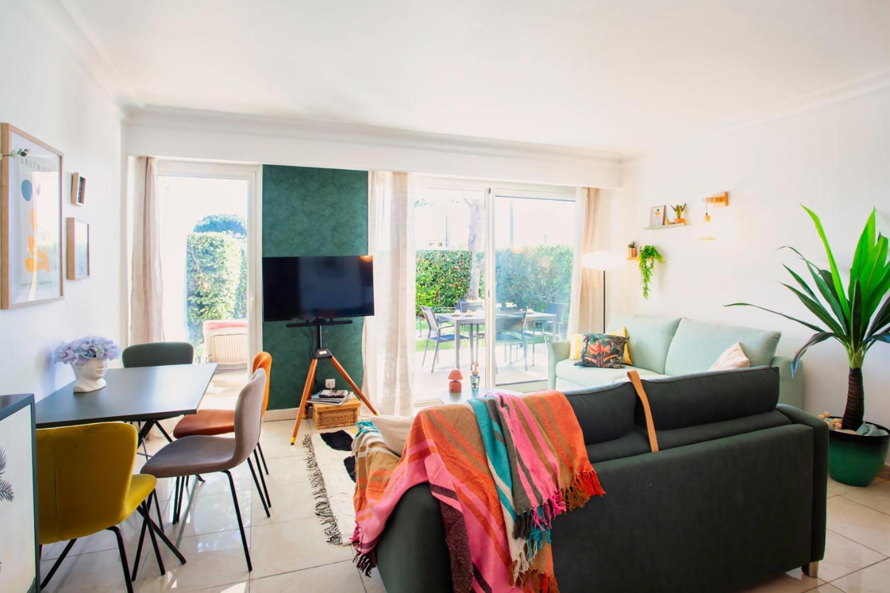 Leilighet A13 - 1 Bdr Garden Floor Fontonne - Ac, Pool & Parking